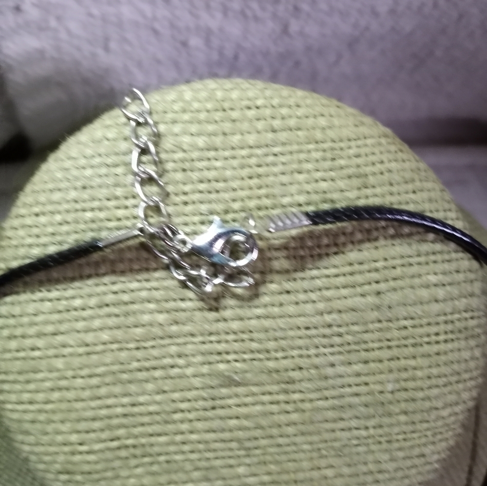 Silvertone heart bow pendant on black cord necklace - Picture 2 of 5